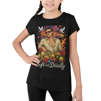 Pedro Pascal – Soft but Deadly | Edycja 2026 | Filmowa koszulka dziecięca