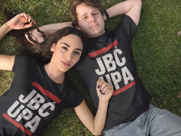 jbć upa koszulka